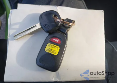 2013 Hyundai Accent Se from USA, damaged, VIN KMHCU5AE1DU102930